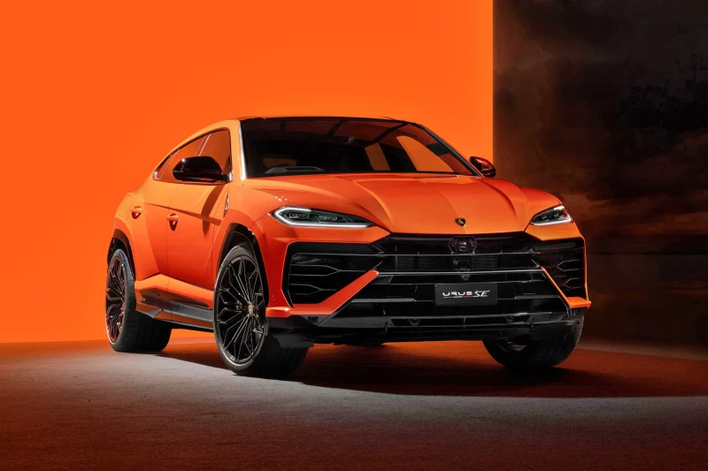 Lamborghini Urus SE: долгожданная plug-in гибридная версия мощностью 800 л.с.