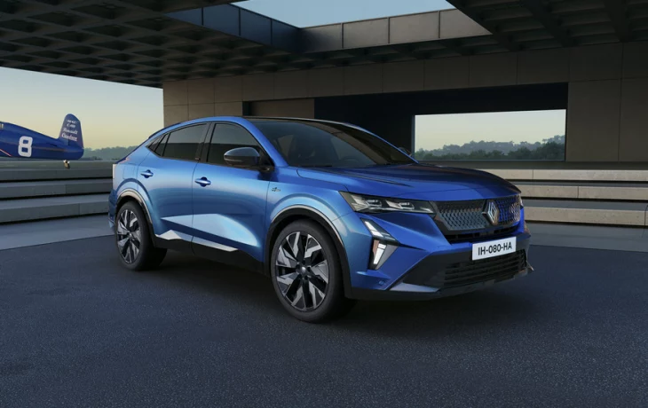 Купеобразный кроссовер Renault Rafale выходит на рынок без полного привода