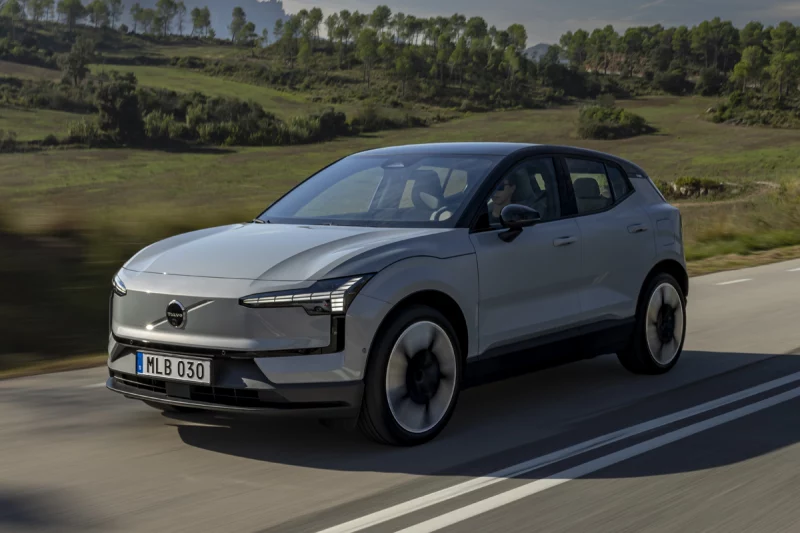 Volvo решила отложить дебют кроссовера EX30 на американском рынке