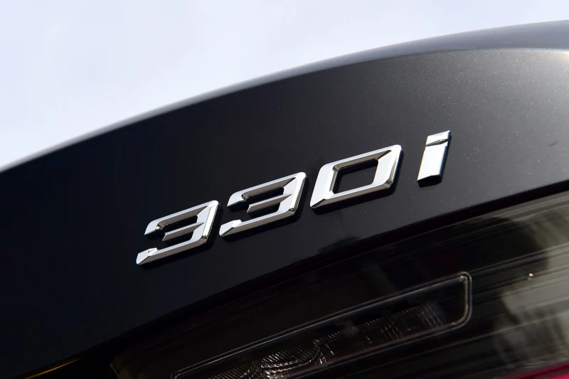 BMW уберёт букву &laquo;i&raquo; из обозначения бензиновых моделей и закрепит за электромобилями