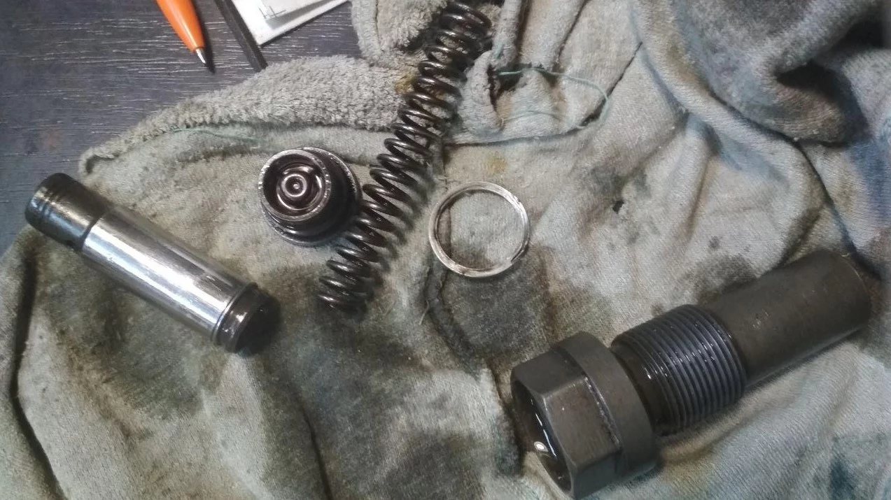 Натяжитель цепи на 102