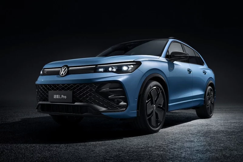 Кроссовер Volkswagen Tiguan L Pro отличился салоном и не только