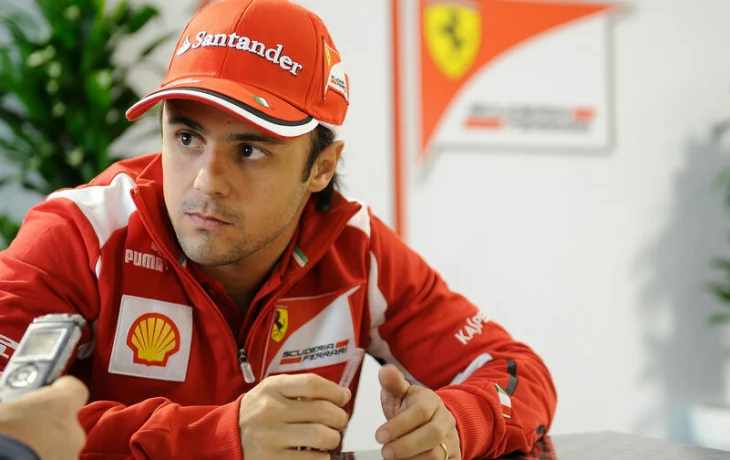 Фелипе Масса оценил свои шансы отсудить титул у Льюиса Хэмилтона