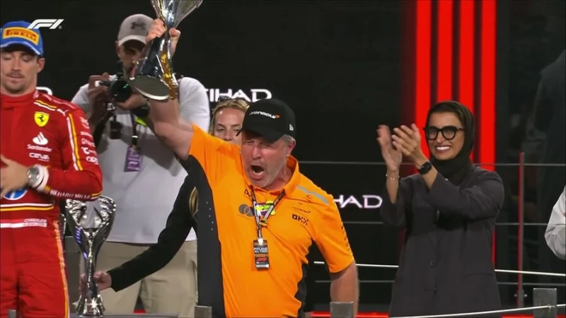 &laquo;Просто замечательно&raquo;. Браун подколол Ферстаппена, поздравляя Норриса с победой