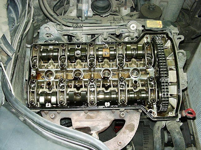 Как приблизительно меняется прокладка ГБЦ на 111м