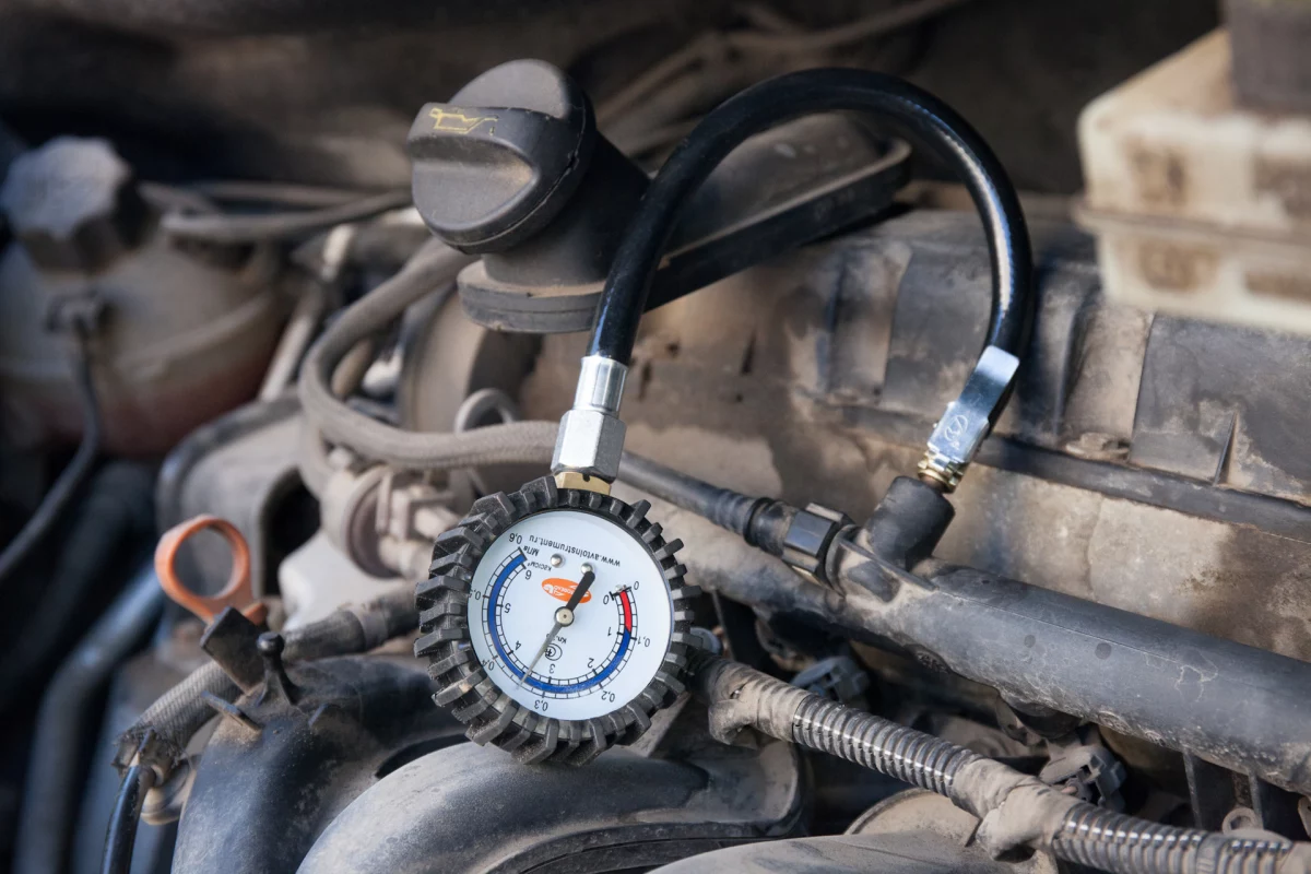 Проверки давления топлива - общее