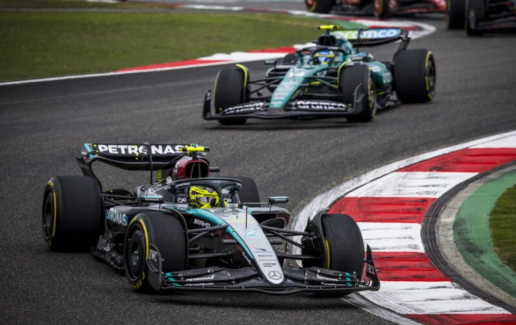 &laquo;Не понимаем, почему так получается&raquo;. Тото Вольф &ndash; о проблемах Mercedes