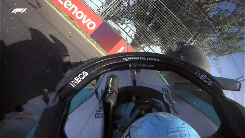 Алонсо нарочно замедлился? Видео аварии Рассела на последнем круге гонки в Мельбурне