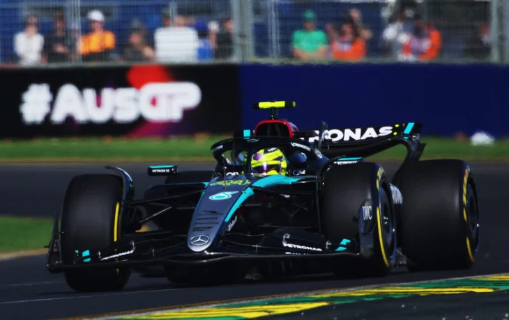 &laquo;Худшая тренировка за долгое время&raquo;. Льюис Хэмилтон недоволен